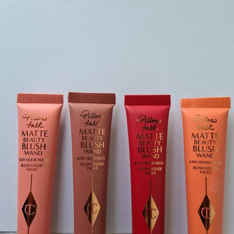 charlotte-tilbury-pillow-talk-matte-beauty-blush-wand