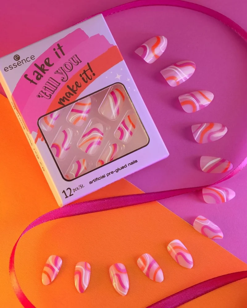 essence-fake-it-till-you-make-it-03-Get-Your-Swirls-on