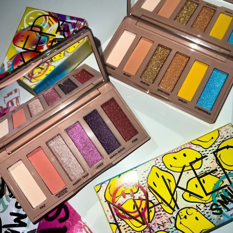naked-mini-smiley-palette