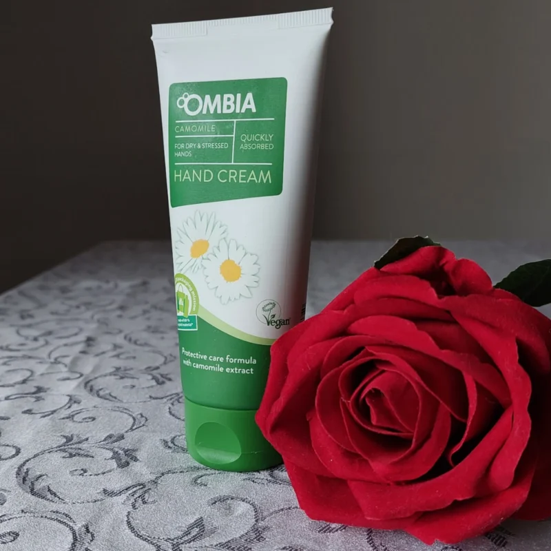 ombia-crema-mani-camomilla