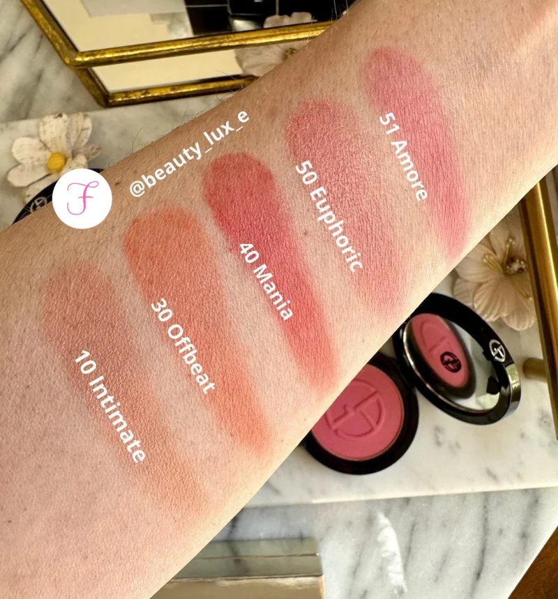 Armani-Luminous-Silk-Glow-Blush-swatches-2