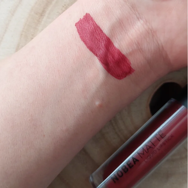 nobea-matte-liquid-lipstick-maroon-m10-swatches