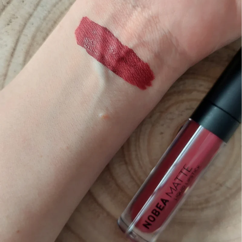 nobea-matte-liquid-lipstick-mulberry-m12-swatches