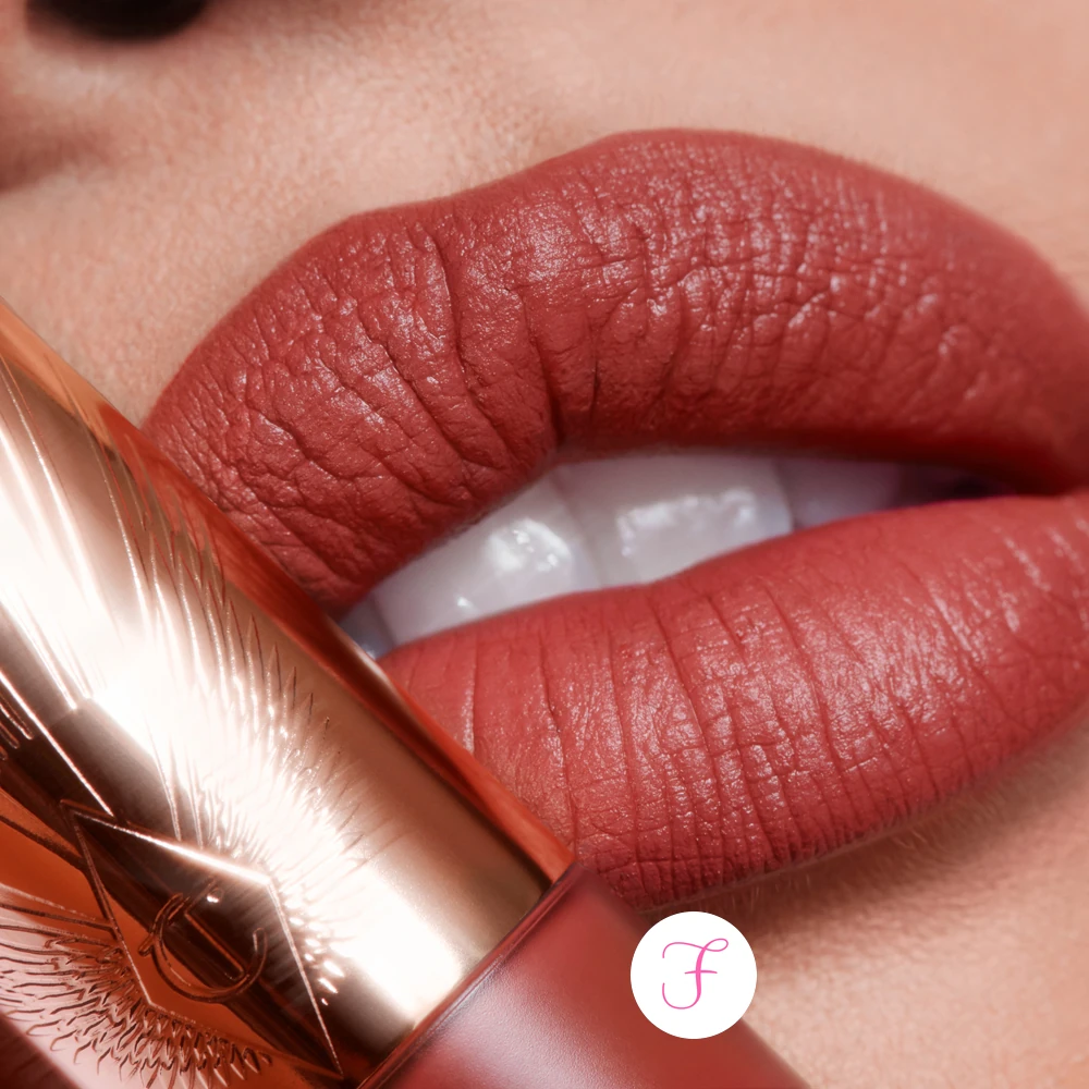 charlotte-tilbury-airbrush-flawless-lip-blur-walk-of-no-shame-blur-lip-swatches