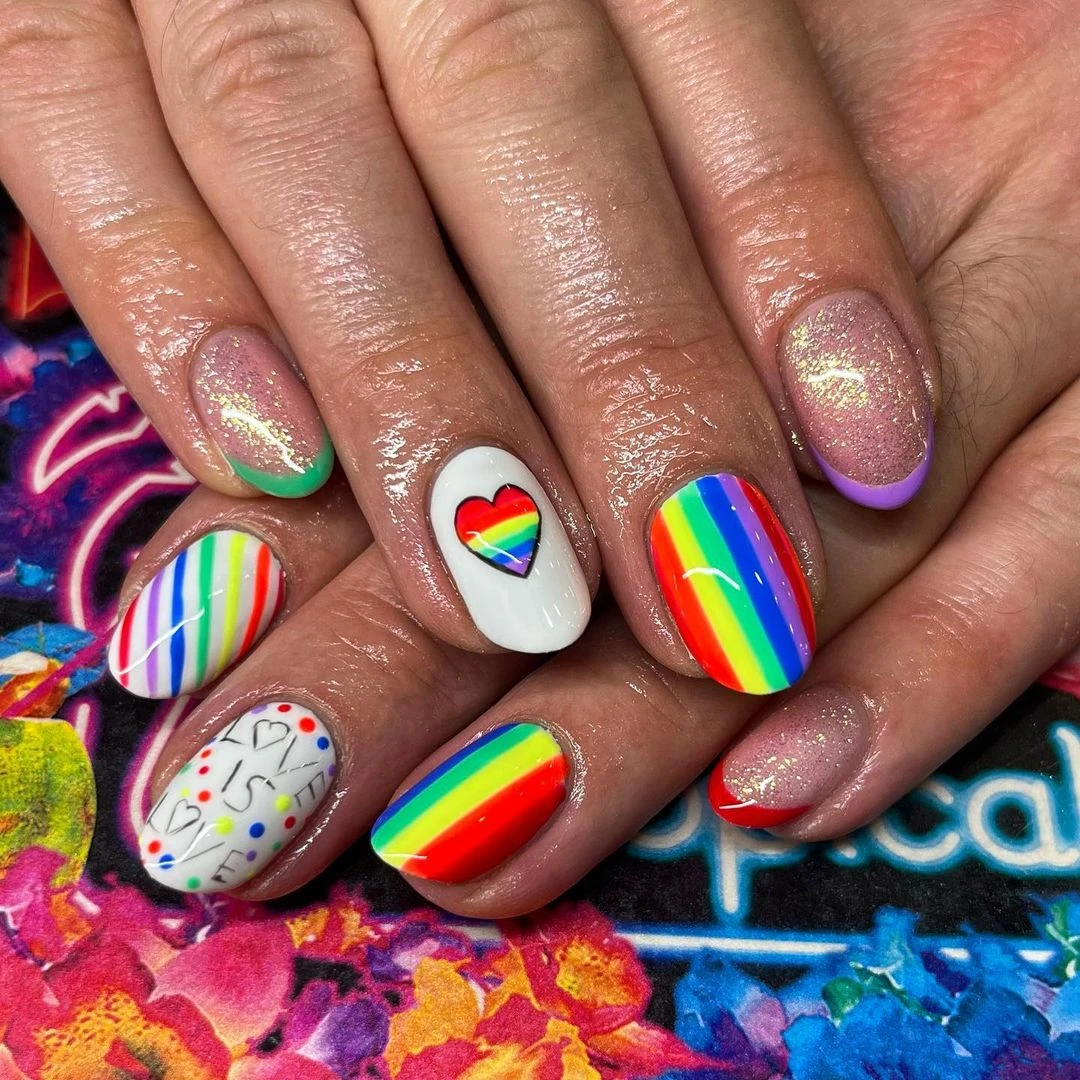 nail-art-lgbt