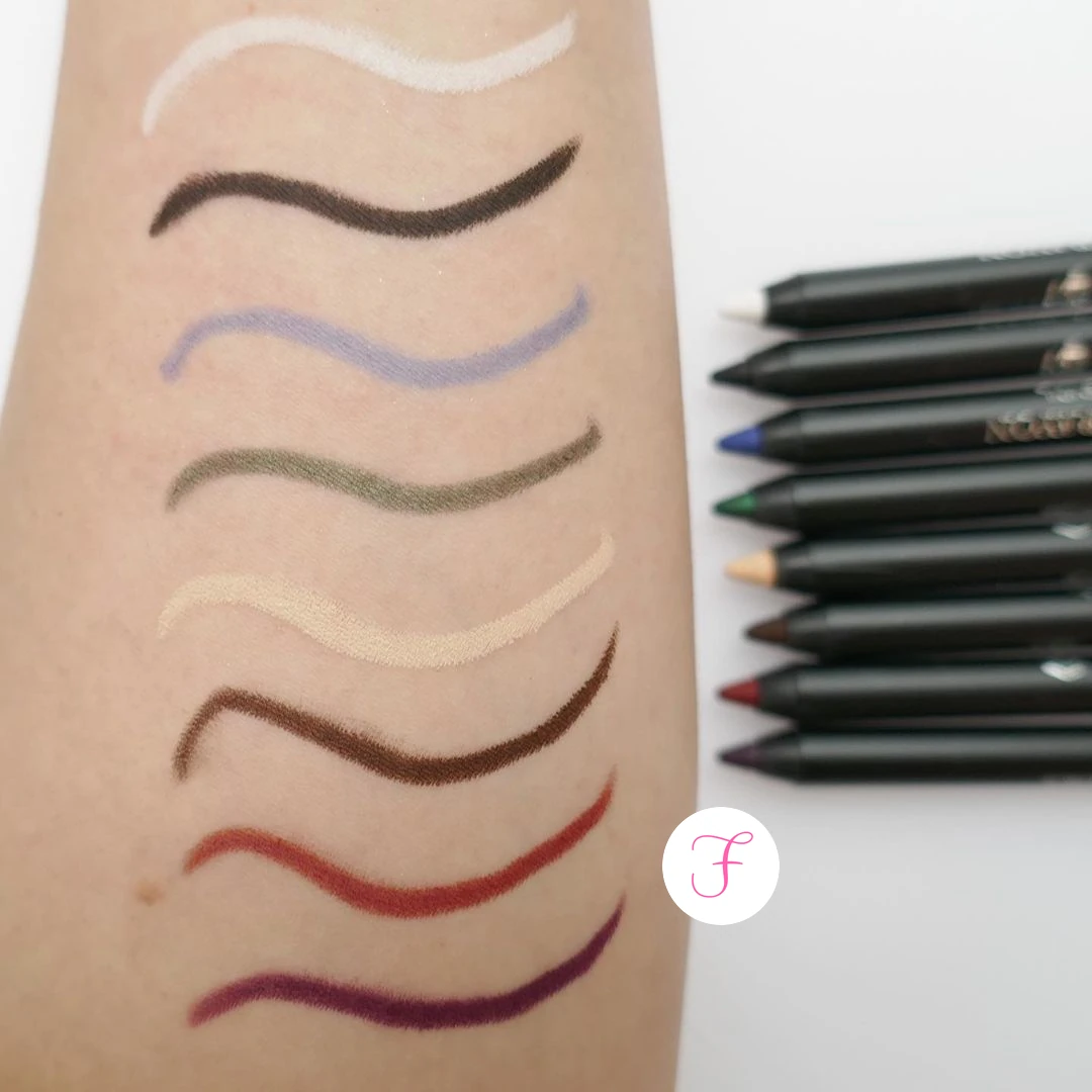 Diorshow-on-stage-crayon-khol-swatches
