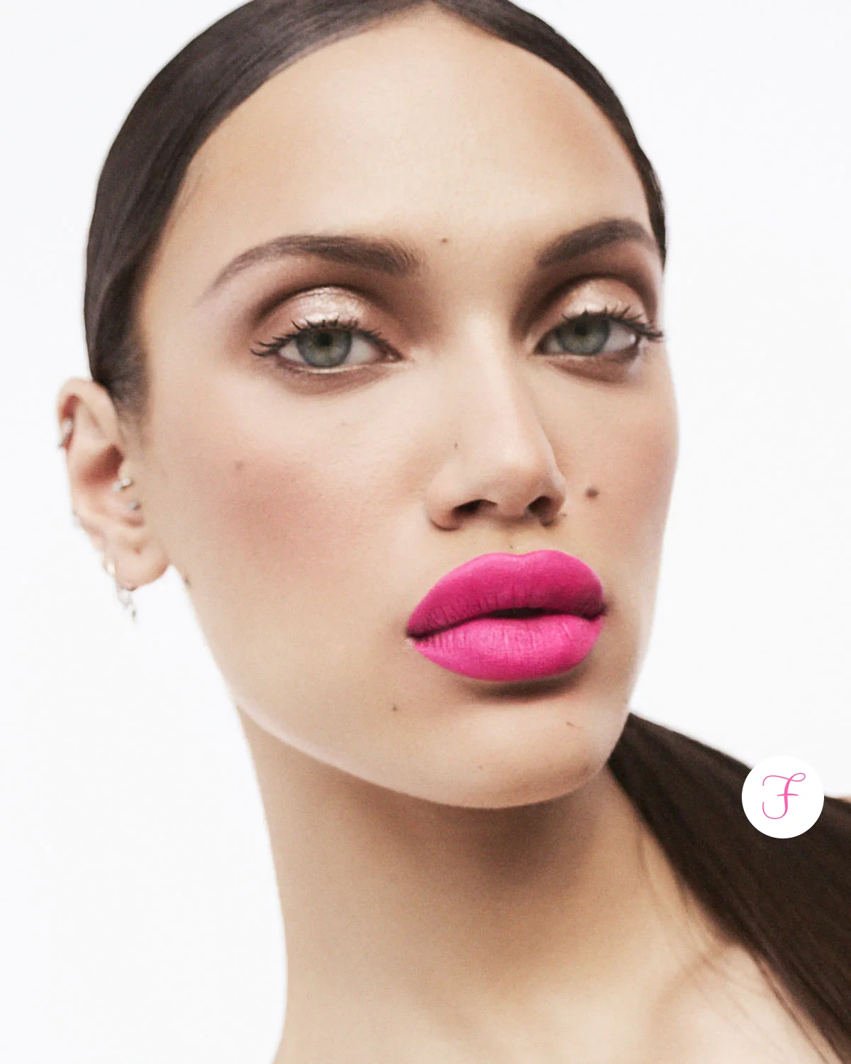 Fenty-icon-velvet-liquid-lipstick-pink-limoscene-swatches-01