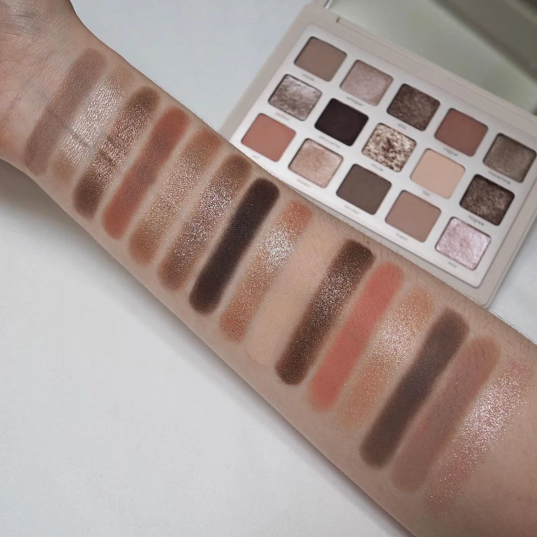 natasha-denona-i-need-a-nude-palette-swatches-ivory-skintone