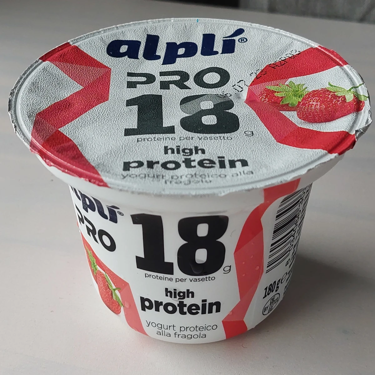 alpli-pro-18-high-protein-yogurt-proteico-ins-fragola