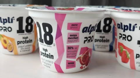alpli-pro-18-high-protein-yogurt-proteico-senza-lattosio-ins-recenione