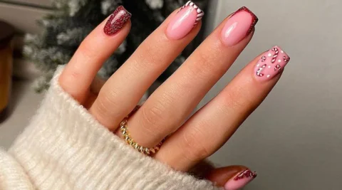 idee-unghie-nail-art-natale-2023